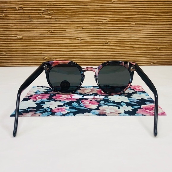 KOMONO Lulu Floral Sunglasses NEW Cateye black pink feminine - Picture 9 of 10